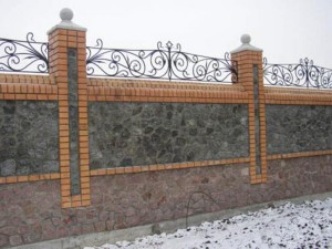 Комбинированный забор 
