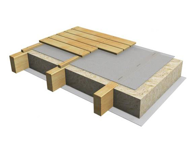 Чердачное перекрытие по деревянным балкам Чердачное перекрытие по деревянным балкам